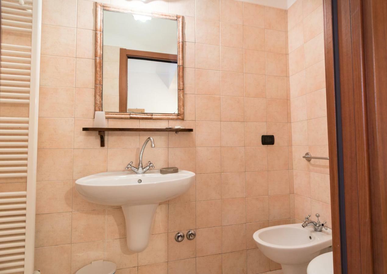 Bed & Breakfast Al Pian D'Assisi Exteriör bild