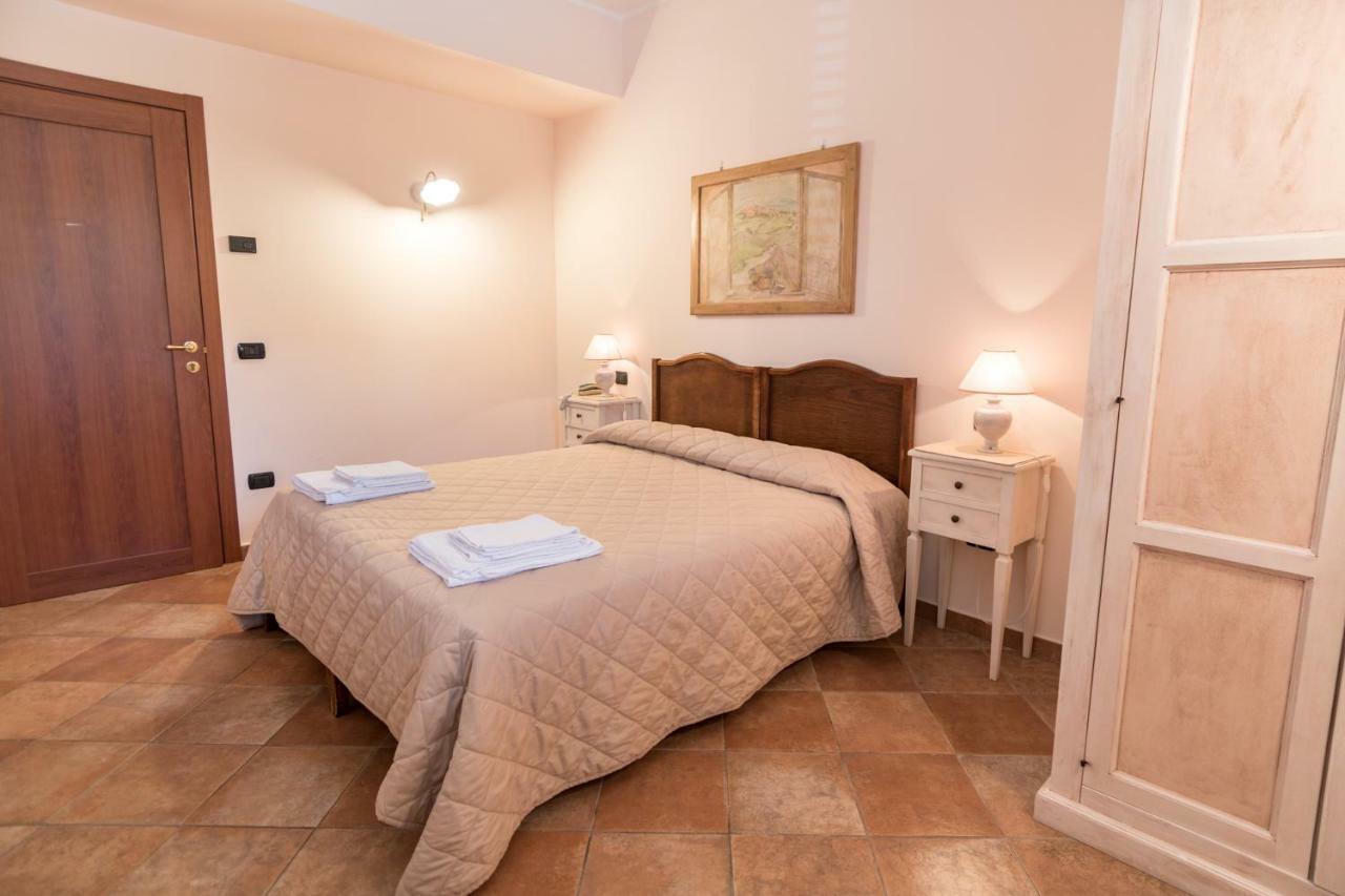 Bed & Breakfast Al Pian D'Assisi Exteriör bild