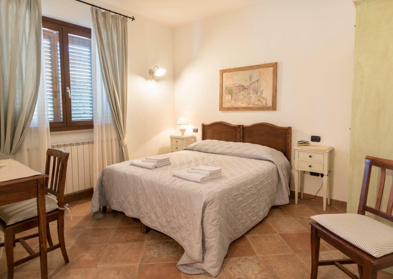 Bed & Breakfast Al Pian D'Assisi Exteriör bild