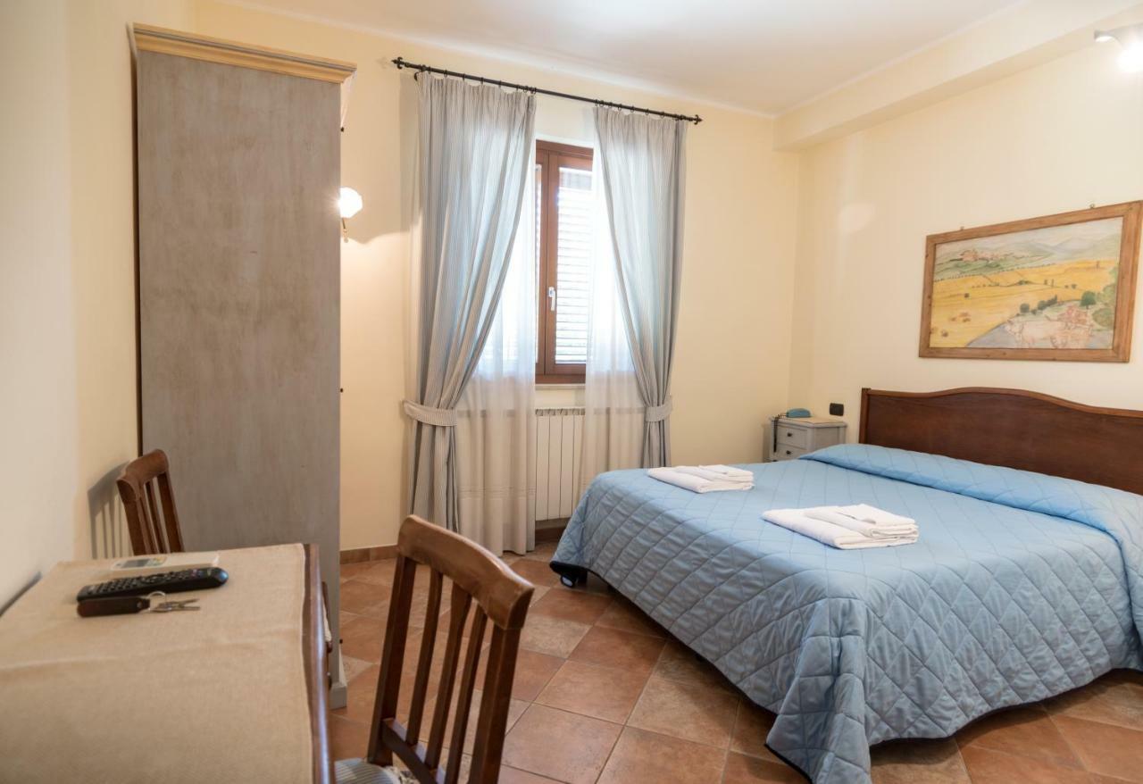 Bed & Breakfast Al Pian D'Assisi Exteriör bild