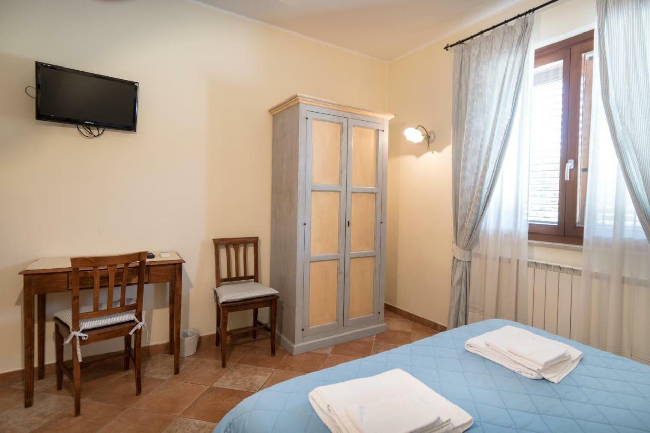 Bed & Breakfast Al Pian D'Assisi Exteriör bild