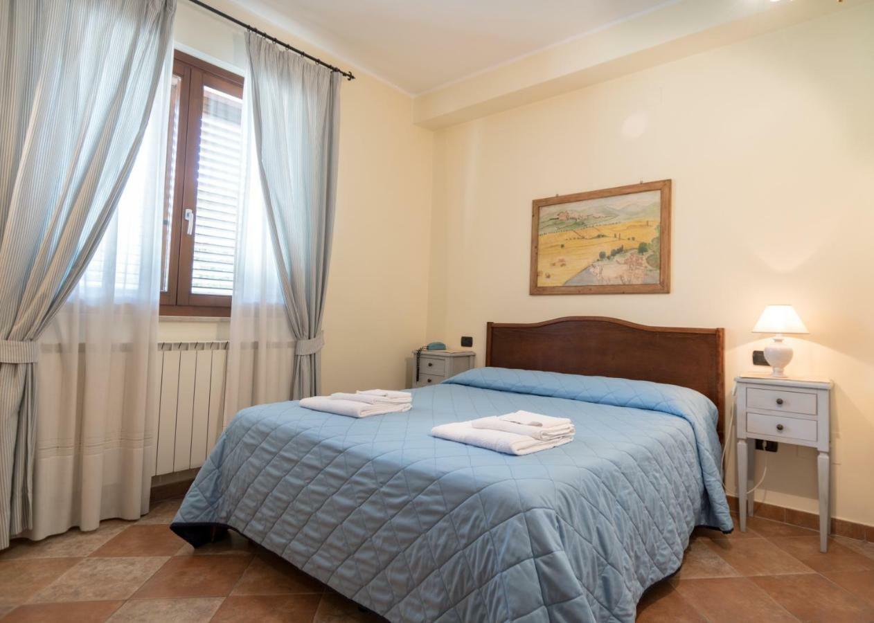 Bed & Breakfast Al Pian D'Assisi Exteriör bild
