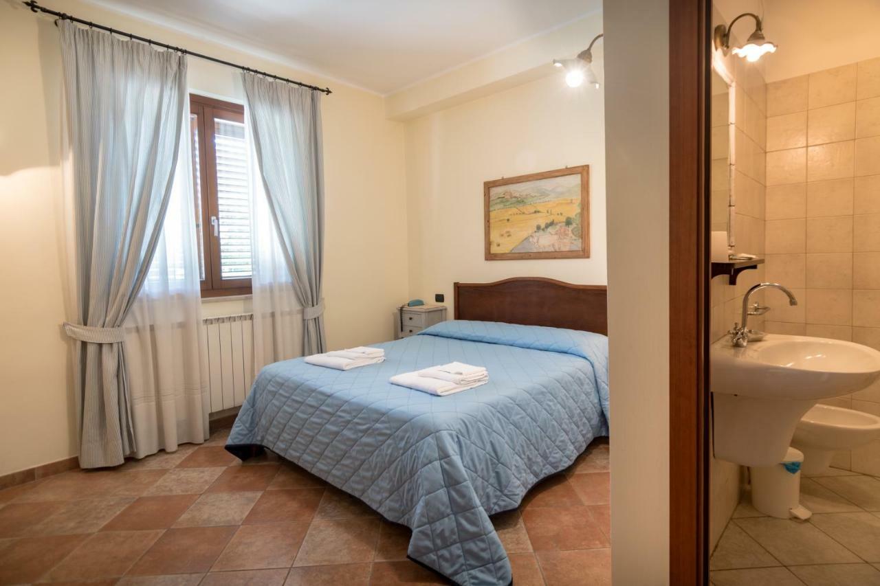Bed & Breakfast Al Pian D'Assisi Exteriör bild