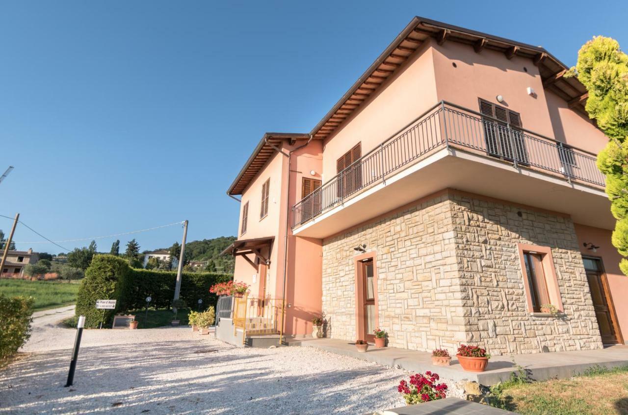 Bed & Breakfast Al Pian D'Assisi Exteriör bild