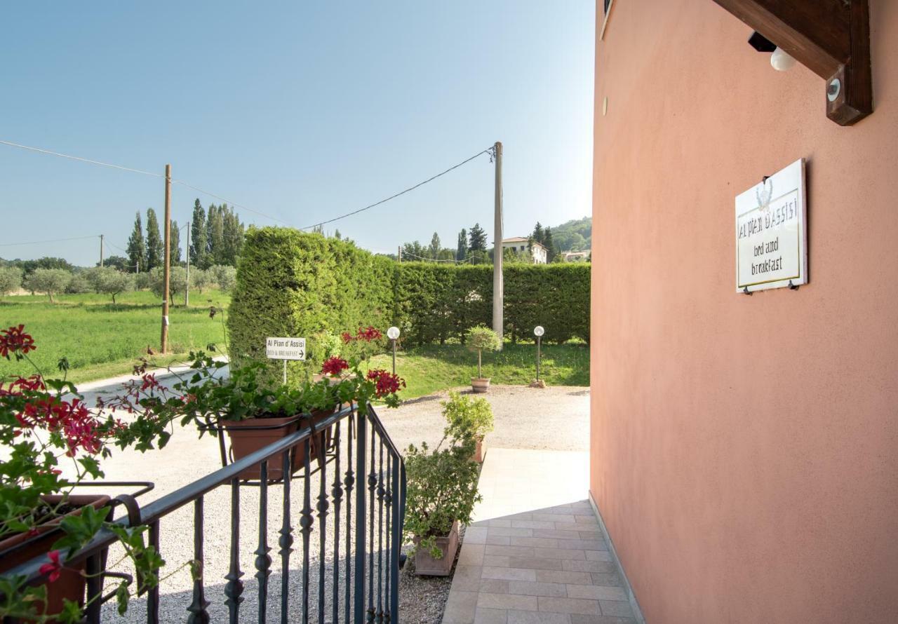 Bed & Breakfast Al Pian D'Assisi Exteriör bild