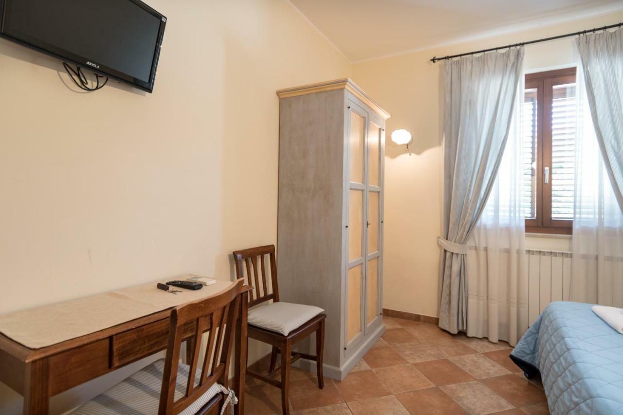 Bed & Breakfast Al Pian D'Assisi Exteriör bild