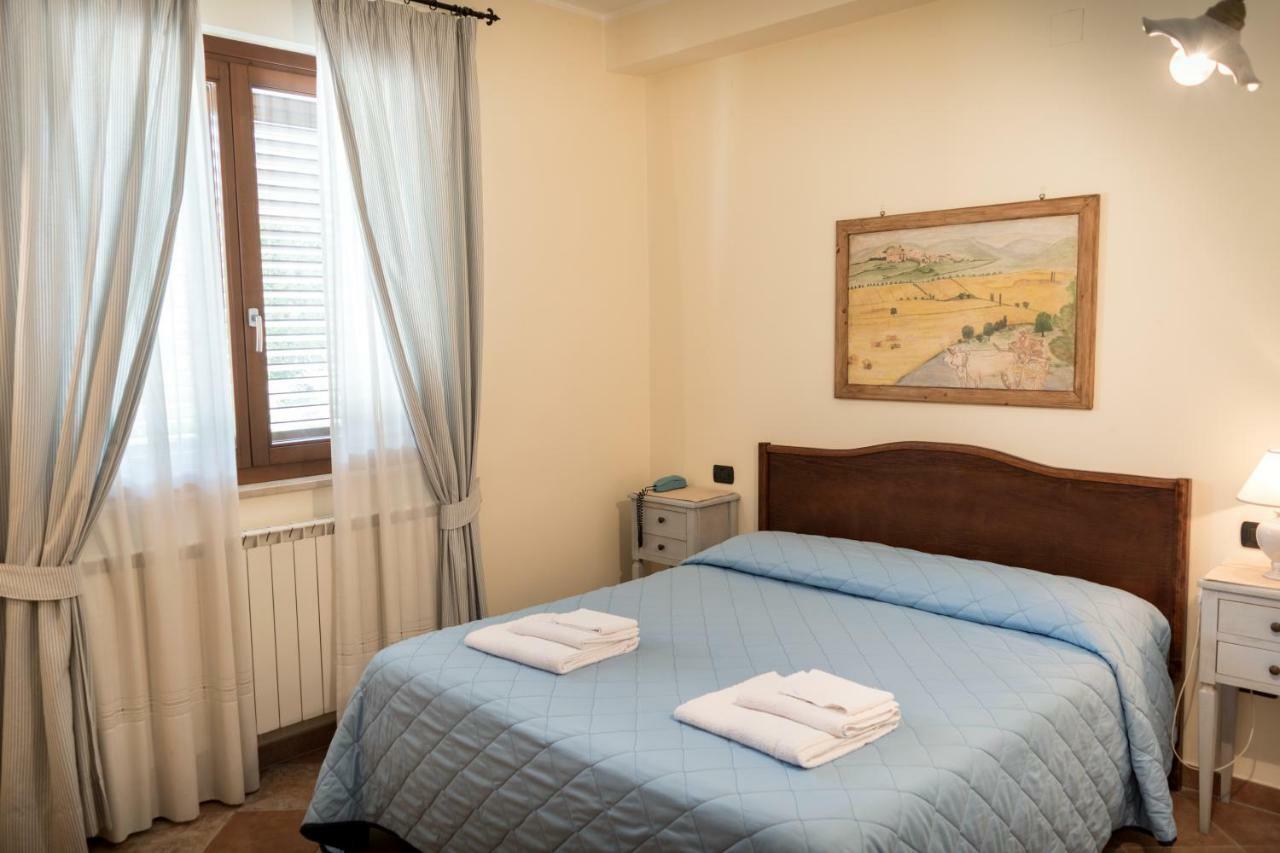 Bed & Breakfast Al Pian D'Assisi Exteriör bild