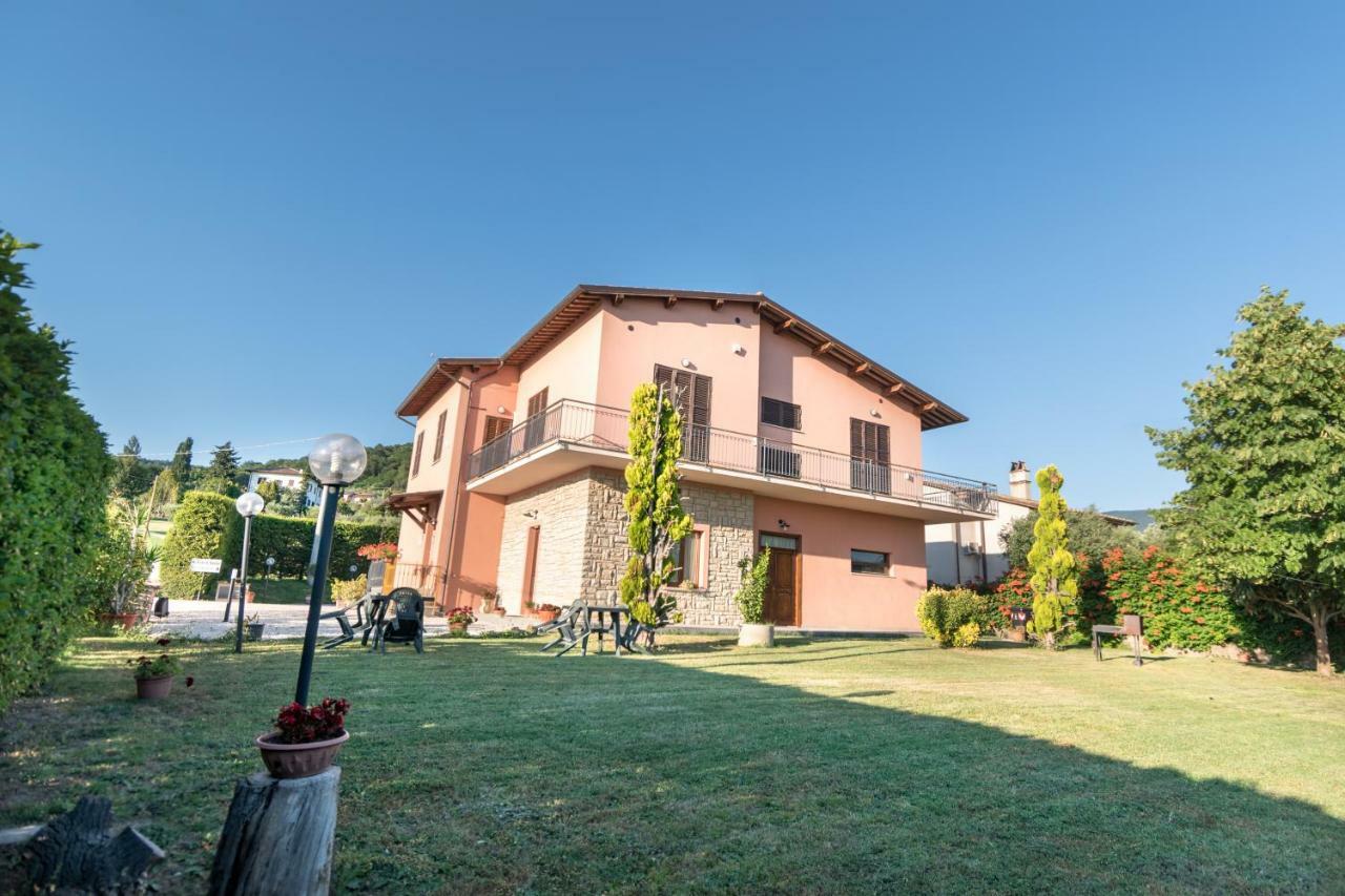 Bed & Breakfast Al Pian D'Assisi Exteriör bild