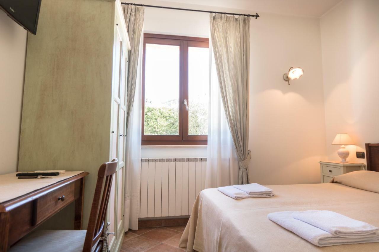 Bed & Breakfast Al Pian D'Assisi Exteriör bild